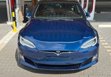 Tesla Model S 134.000 km 25.350 &euro; Düsseldorf 40211