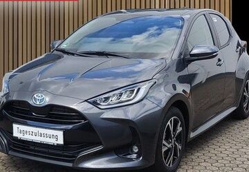 Toyota Yaris 1.100 km 24.990 &euro; Leverkusen 51381