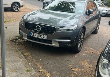 Volvo V90 Cross Country 207.000 km 18.900 &euro; Leverkusen 51377