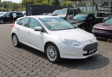 Ford Focus 27.467 km 7.899 &euro; Lohmar 53797