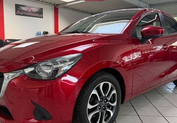 Mazda 2 167.000 km 7.600 &euro; Leverkusen 51371