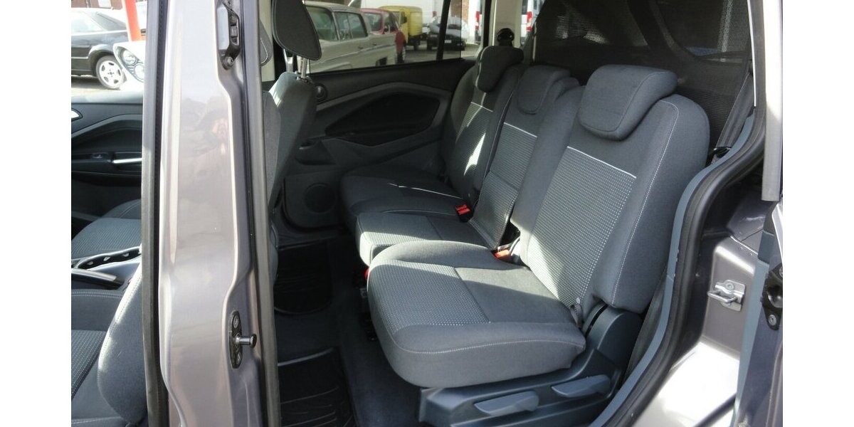 Ford Grand C-Max SYNC Edit. 1,6L/110KW Klima+PDC Top 170.000 km 4.999 &euro; Neuss 41462