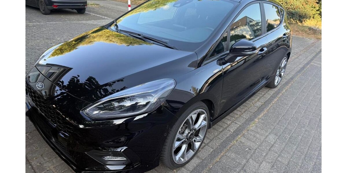 Ford Fiesta 23.000 km 14.000 &euro; Leverkusen 51373