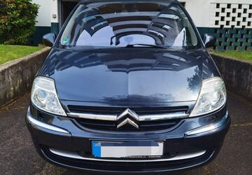 Citroen C8 243.000 km 3.999 &euro; Leverkusen 51381