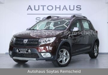 Dacia Sandero 107.000 km 8.499 &euro; Remscheid 42853