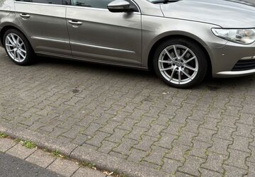 VW Passat CC 217.000 km 5.800 &euro; Leverkusen 51379