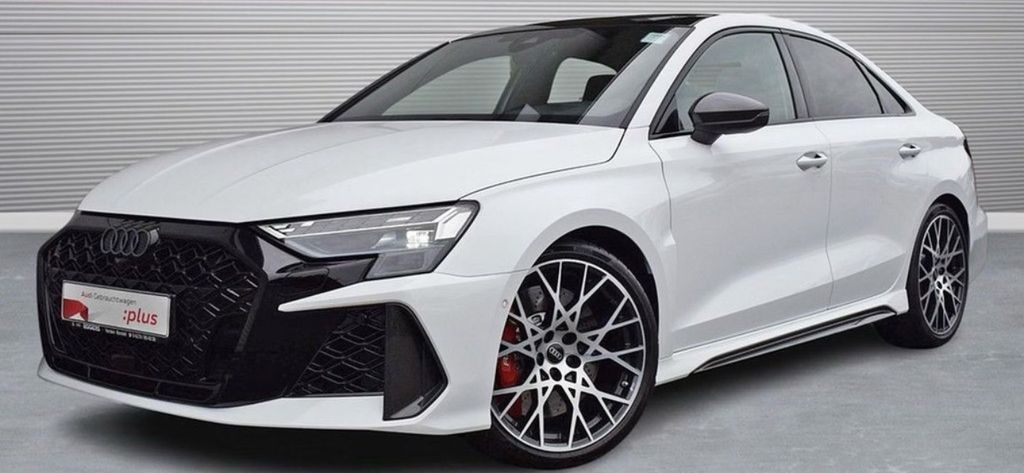 Audi RS3 9.500 km 60.200 &euro; Köln 51103