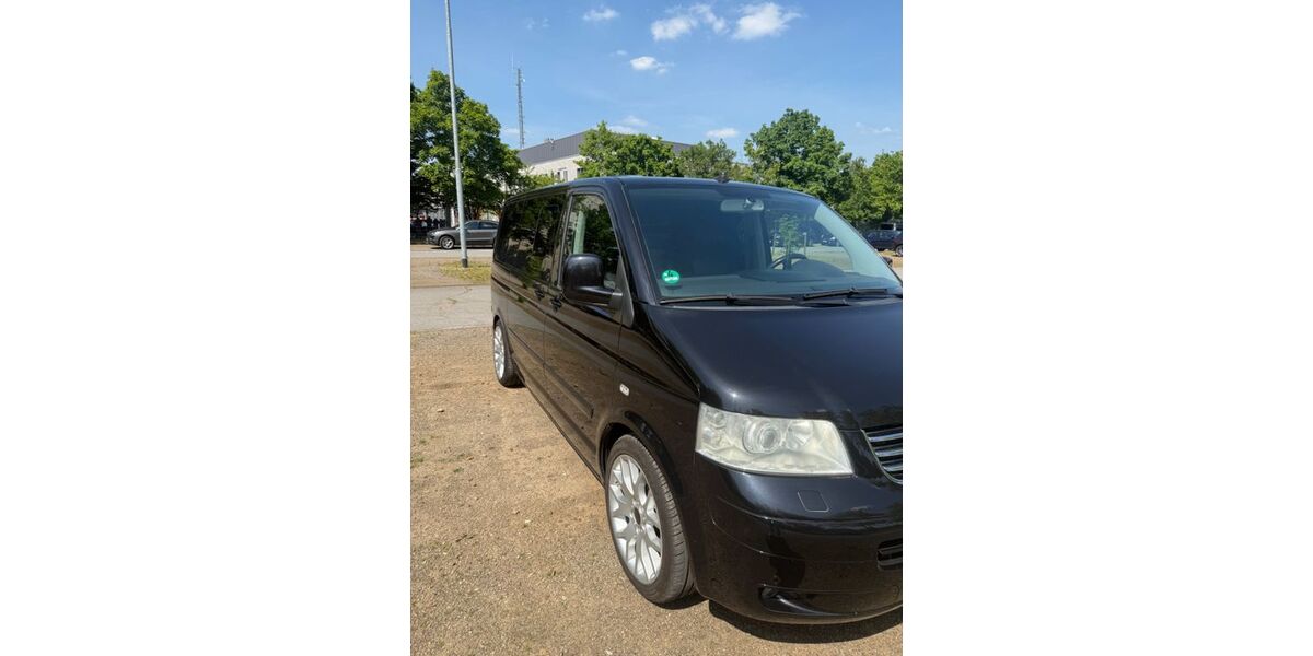 VW T5 Multivan 326.000 km 10.900 &euro; Leverkusen 51373