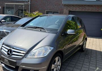 Mercedes-Benz A 160 119.000 km 3.999 &euro; Solingen 42651