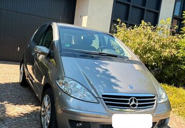 Mercedes-Benz A 170 64.000 km 5.990 &euro; Köln 50670