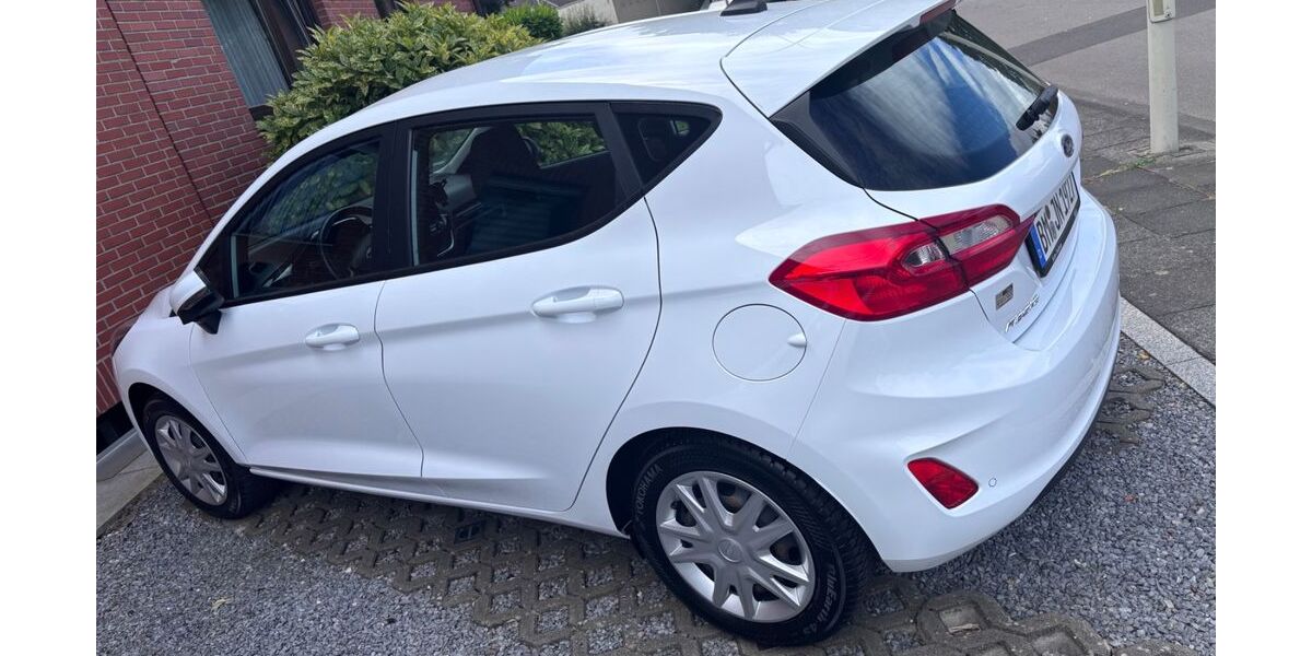 Ford Fiesta 58.250 km 10.450 &euro; Frechen 50226