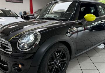 Mini Cooper D 120.000 km 6.750 &euro; Leverkusen 51371