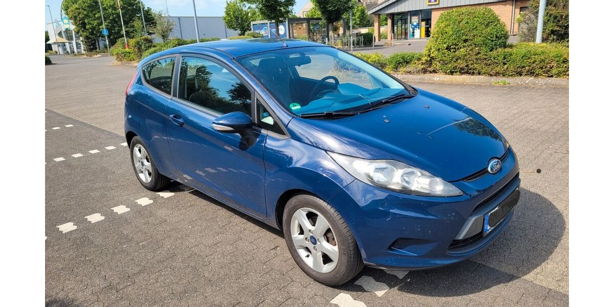 Ford Fiesta 89.000 km 5.500 &euro; Hürth 50354