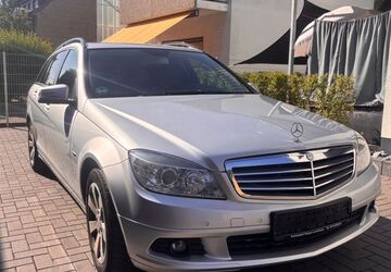 Mercedes-Benz C 200 281.900 km 3.990 &euro; leverkusen 51375