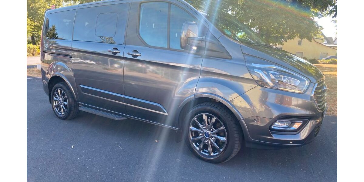Ford Tourneo Custom 128.000 km 29.400 &euro; Leverkusen 51371