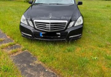 Mercedes-Benz E 350 212.000 km 6.600 &euro; Leverkusen 51375