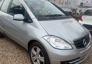 Mercedes-Benz A 180 62.500 km 5.800 &euro; Leverkusen 51371