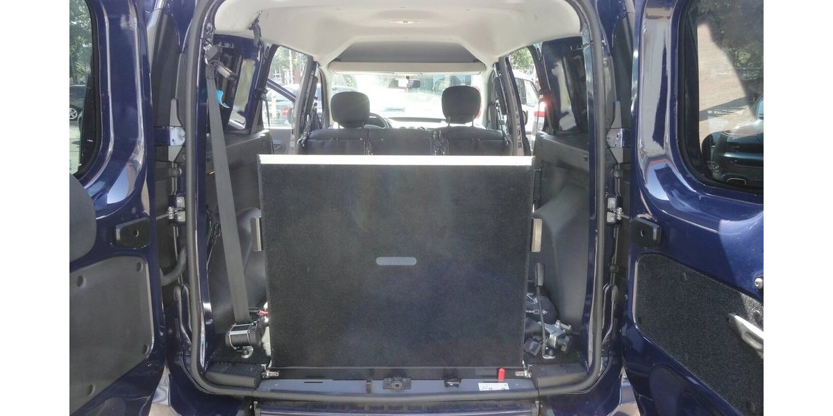 Dacia Dokker Ambiance 1,5dci Rollstuhlrampe Klima 29T 29.000 km 14.999 &euro; Neuss 41462