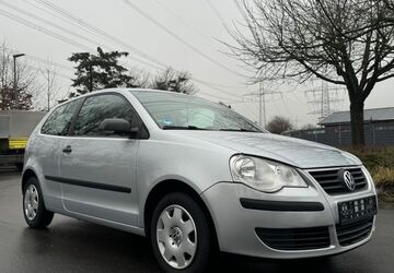 VW Polo 124.000 km 2.990 &euro; Hürth 50354
