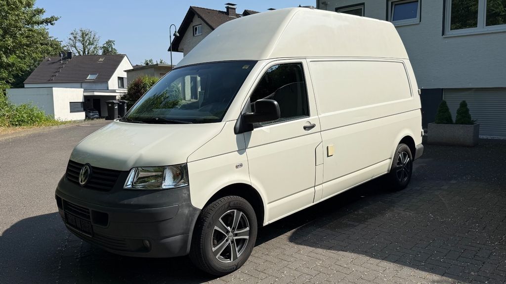 VW T5 Transporter 336.500 km 7.900 &euro; Leverkusen 51379