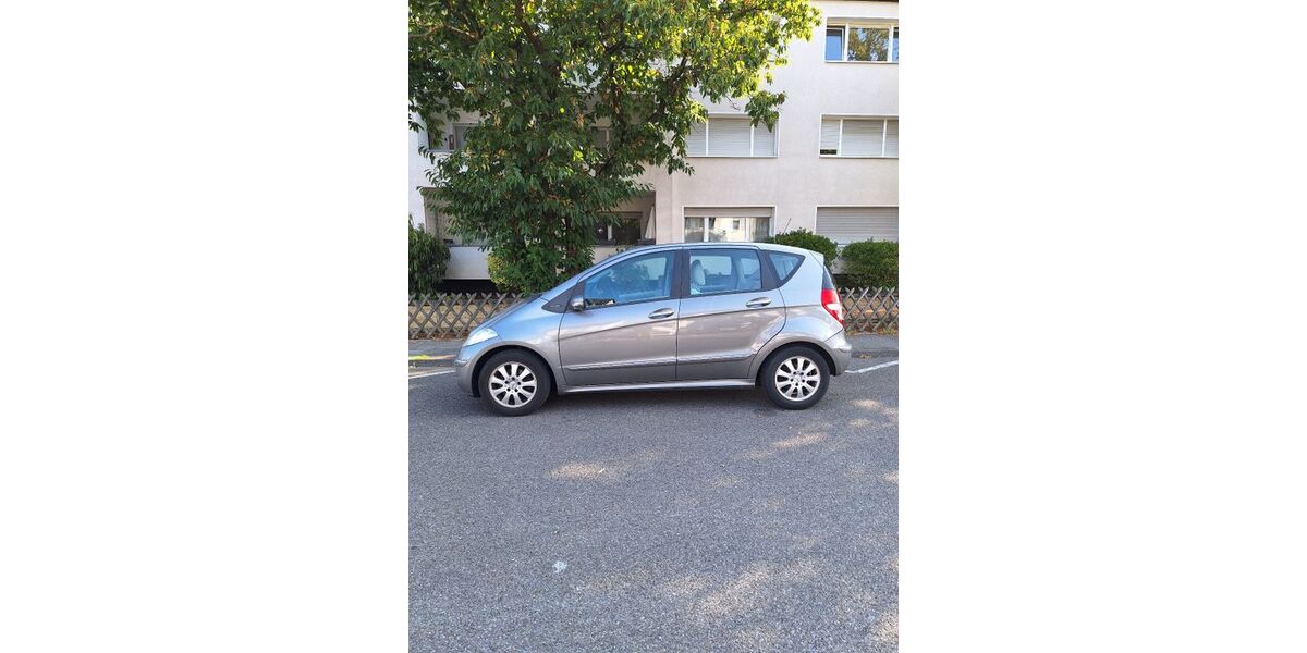 Mercedes-Benz A 170 89.000 km 4.500 &euro; Dormagen 41540