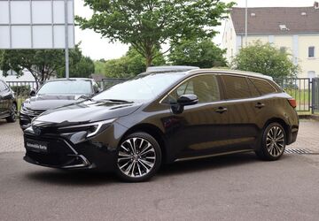 Toyota Corolla 9.990 km 29.490 &euro; Leverkusen 51373