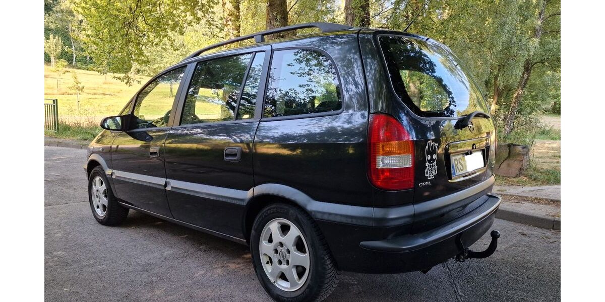 Opel Zafira 148.000 km 1.780 &euro; Remscheid 42899