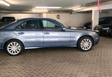 Mercedes-Benz E 220 252.000 km 5.500 &euro; Leverkusen 51377