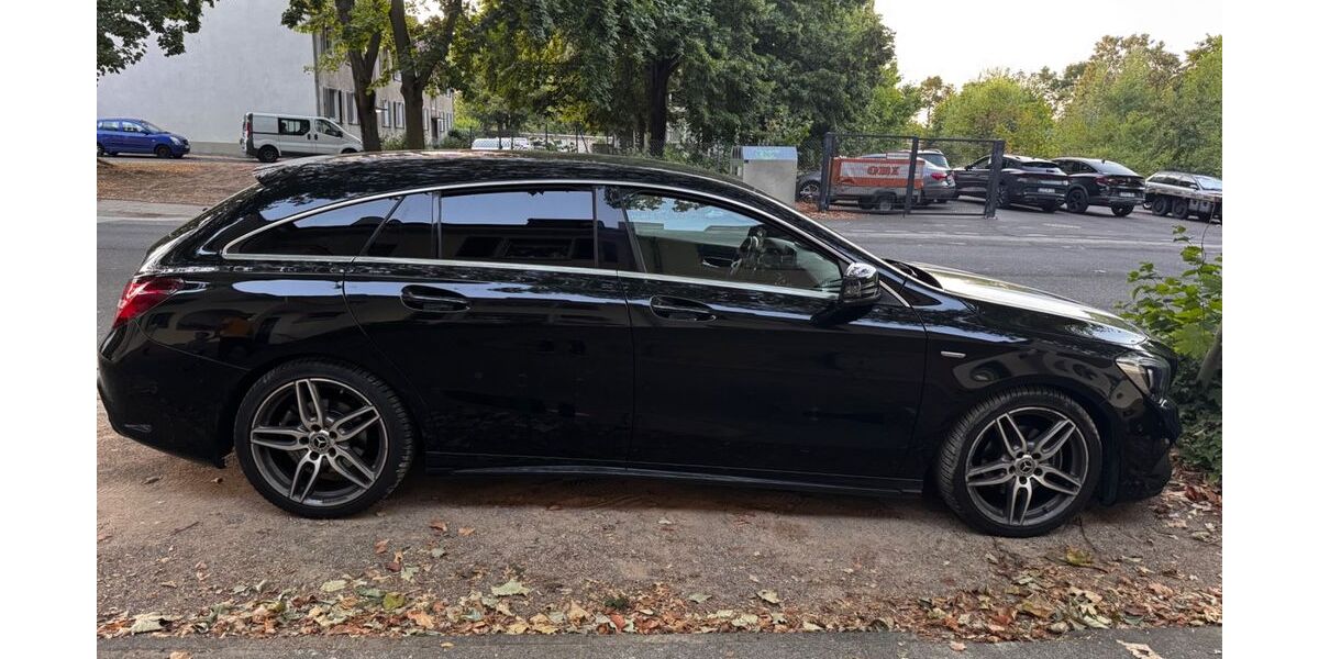 Mercedes-Benz CLA 200 Shooting Brake 120.000 km 17.900 &euro; Leverkusen 51373