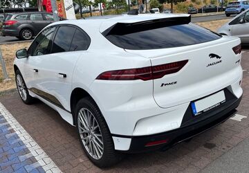 Jaguar I-Pace 37.200 km 30.700 &euro; Leverkusen 51379