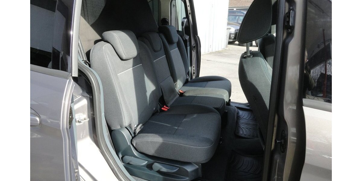 Ford Grand C-Max SYNC Edit. 1,6L/110KW Klima+PDC Top 170.000 km 4.999 &euro; Neuss 41462