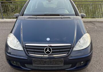 Mercedes-Benz A 150 140.000 km 3.700 &euro; Köln/Poll 51105